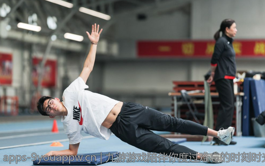 九游游戏陪伴你度过难忘的时刻时光